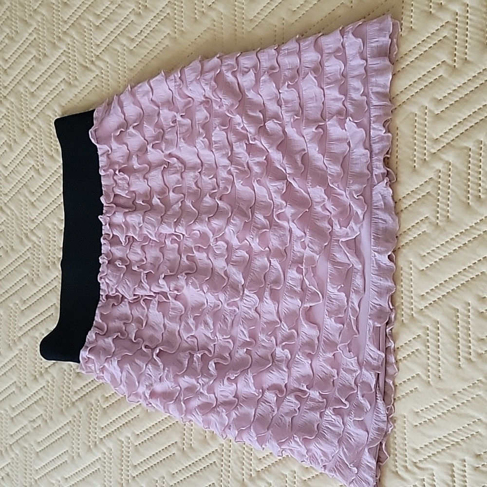 JULIE'S CLOSET ROSE PINK RUFFLED MINI SKIRT WITH BLACK ELASTIC BAND